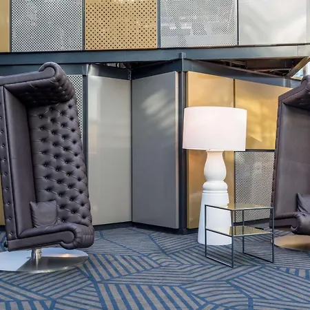 Scandic Helsinki Airport 4*