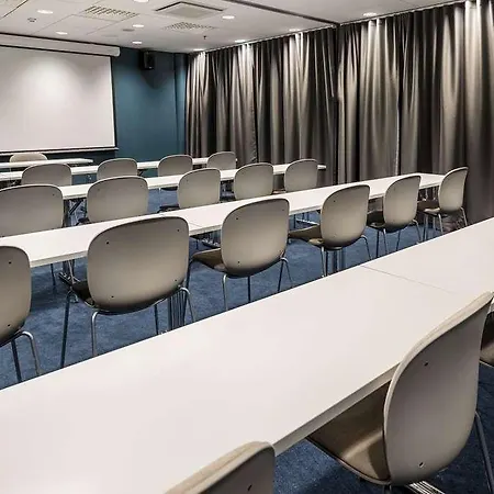 Ξενοδοχείο Scandic Helsinki Airport Βάνταα