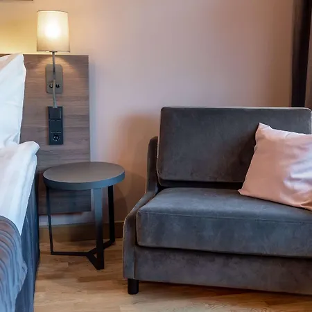 Scandic Helsinki Airport Hotel 4*
