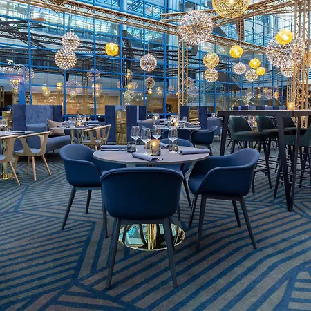 Scandic Helsinki Airport Отель