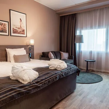 Ξενοδοχείο Scandic Helsinki Airport 4*