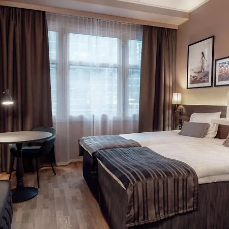 Scandic Helsinki Airport Ξενοδοχείο 4*