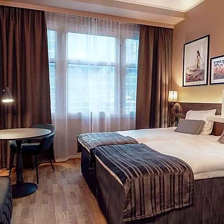Ξενοδοχείο Scandic Helsinki Airport 4*