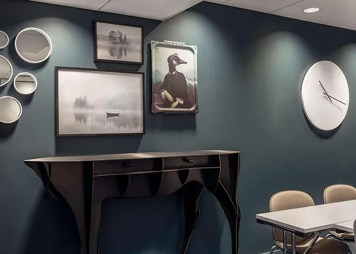 فندق Scandic Helsinki Airport 4*