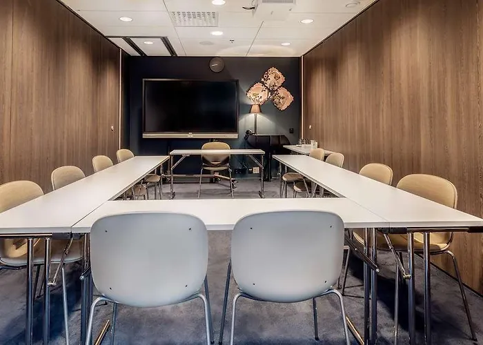 Scandic Helsinki Airport 4* فانتا