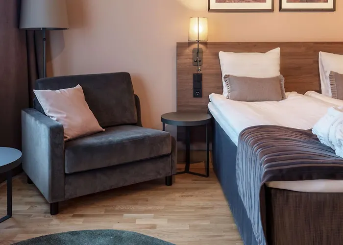 Scandic Helsinki Airport 4*