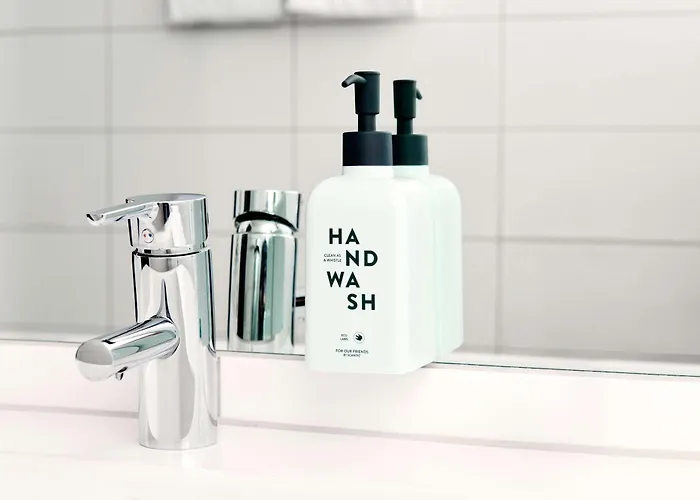 Scandic Helsinki Airport Отель 4*