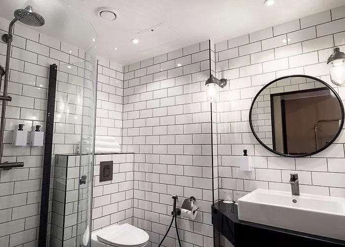 Scandic Helsinki Airport 4*