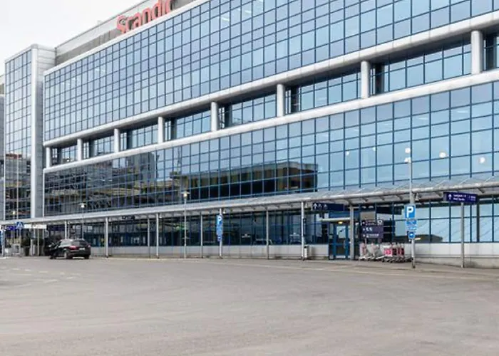 Scandic Helsinki Airport فندق فانتا